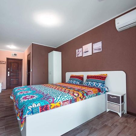 Garsonierele Alexandru Apartment Saturn Exterior photo