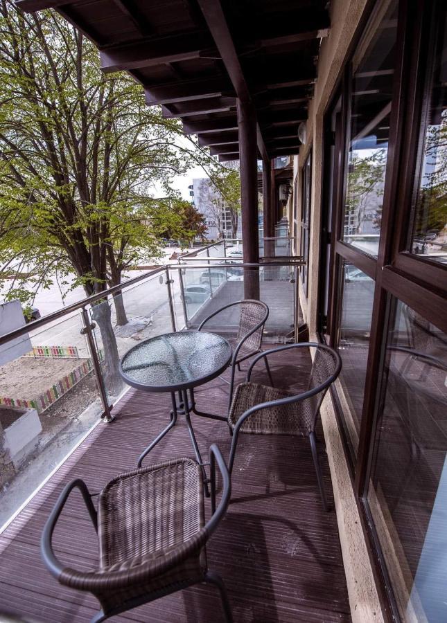 Garsonierele Alexandru Apartment Saturn Exterior photo